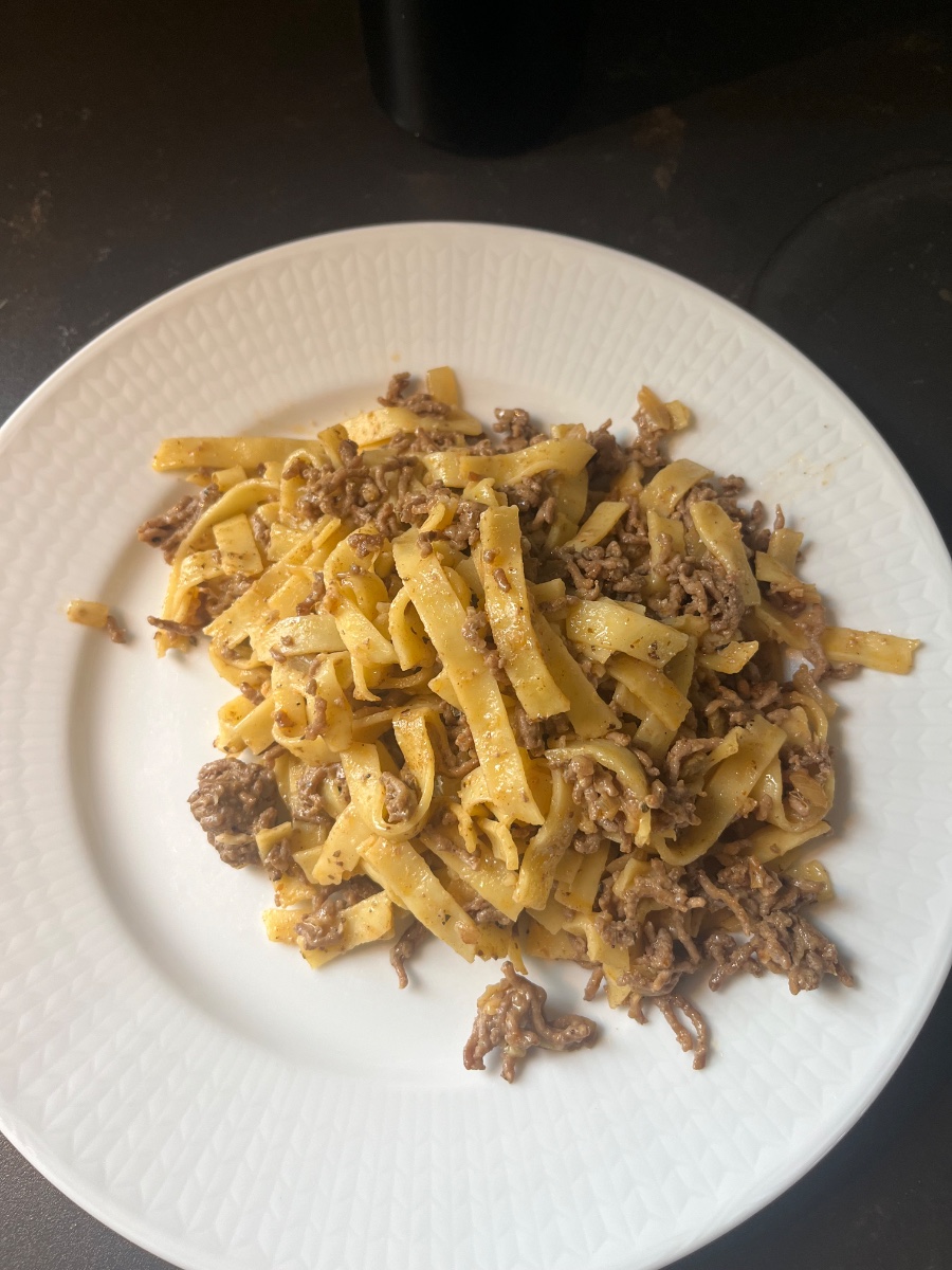 Beef & Creamy Pasta